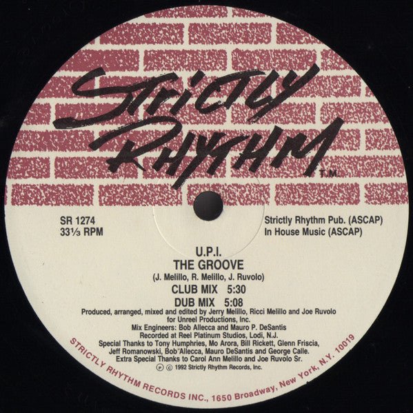 UPI - The Groove / She's A Freak Vinyl