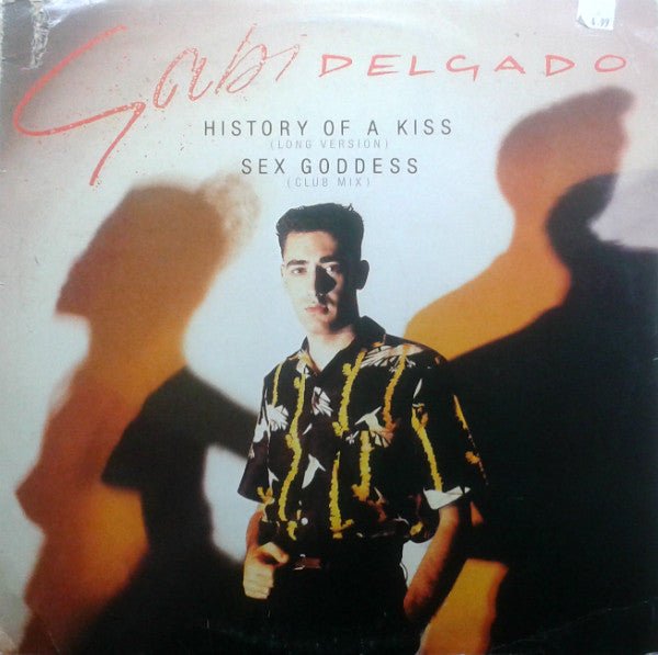 ガビ・デルガド - キスの歴史